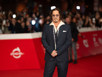 Johnny Depp attends the ''Modi - Three Days On The Wing Of Madness'' red carpet during the 19th Rome Film Festival at Auditorium Parco Della...