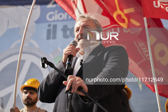 Michele Emiliano, President of the Apulia Region, speaks at a rally advocating for world peace. Thousands of people march through Bari, Ital...