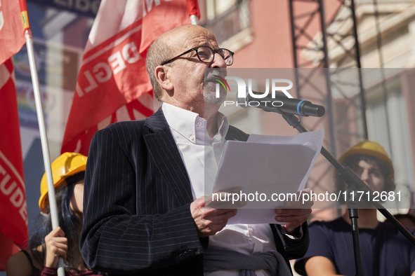 Gianfranco Pagliarulo, President of the National Association of Italian Partisans (ANPI), speaks at a rally advocating for world peace. Thou...