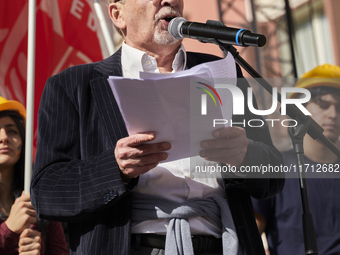 Gianfranco Pagliarulo, President of the National Association of Italian Partisans (ANPI), speaks at a rally advocating for world peace. Thou...