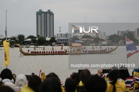 The Royal Barge 'Suphannahong', meaning Golden Swan, transports the king and queen of Thailand during the Royal Barge Procession for the Roy...