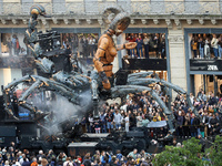 Lilith interacts with spectators in the streets of Toulouse. French street show creator Francois Delaroziere, director of the art company 'L...