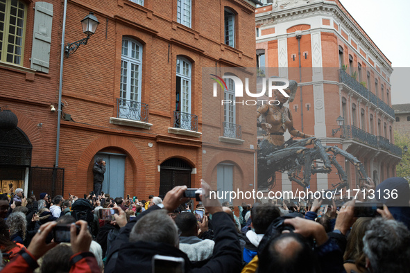 Lilith appears in the streets of Toulouse. French street show creator Francois Delaroziere, director of the art company 'La Machine', create...