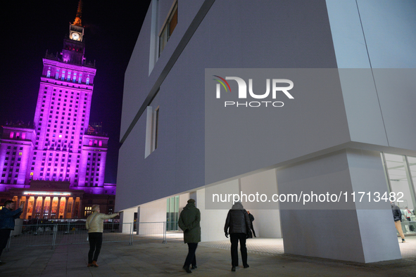 People wait in line outside the new Museum of Modern Art (Muzeum Sztuki Nowoczesnej) in Warsaw, Poland on 25 October, 2024. 