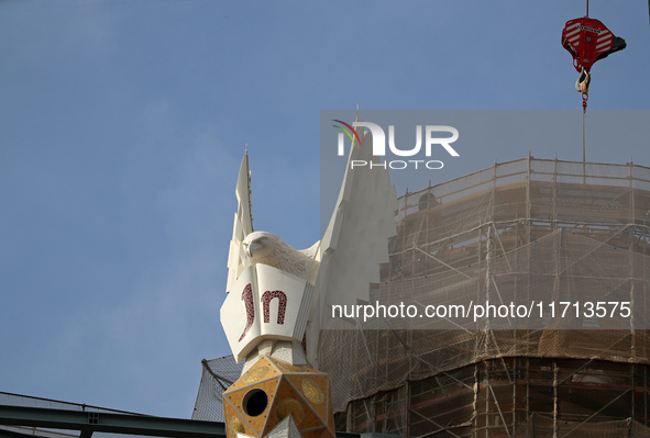 Work continues on the tower of Jesus Christ of the Sagrada Familia, which, when completed, makes the temple the tallest in the world at 172....