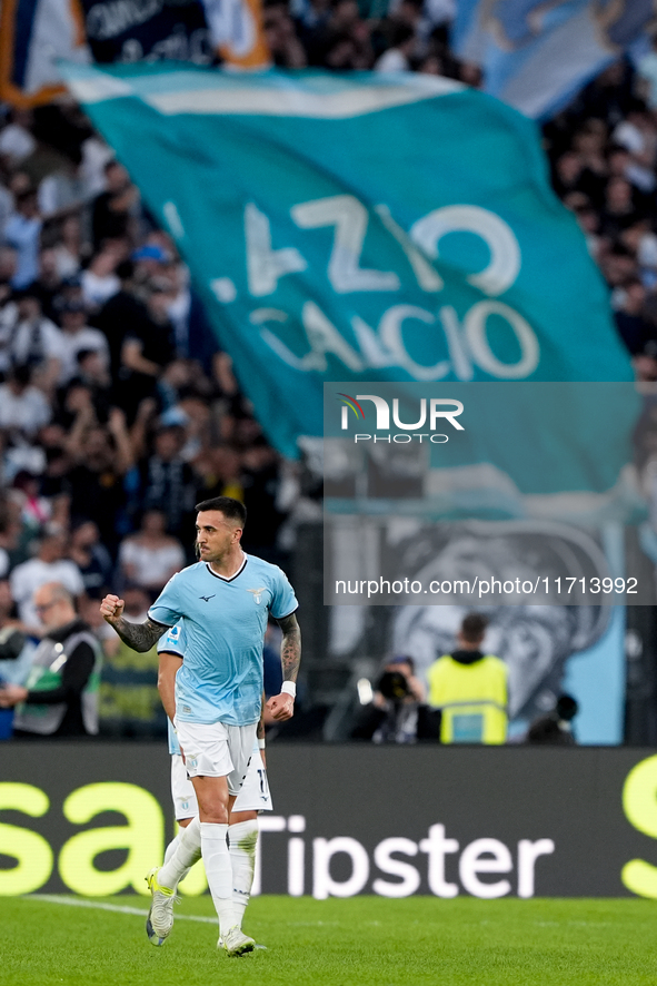 Matias Vecino of SS Lazio celebrates after scoring third goal during the Serie A Enilive match between SS Lazio and Genoa CF at Stadio Olimp...