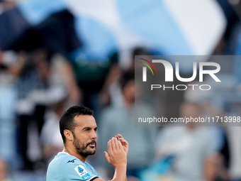 Pedro of SS Lazio celebrates the victory at the end of the Serie A Enilive match between SS Lazio and Genoa CF at Stadio Olimpico on October...