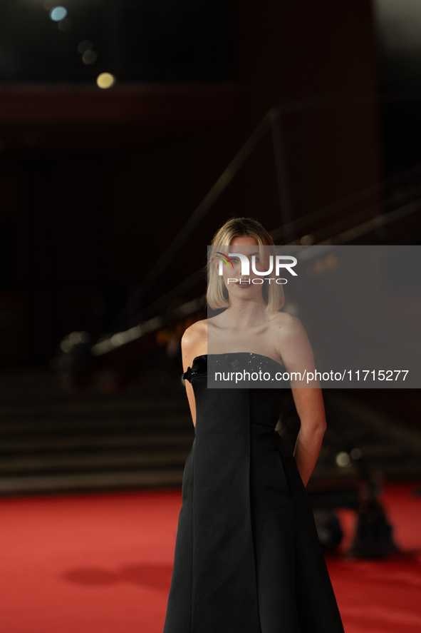 Caterina De Angelis attends the ''Vita Da Carlo Terza Stagione'' red carpet during the 19th Rome Film Festival at Auditorium Parco Della Mus...