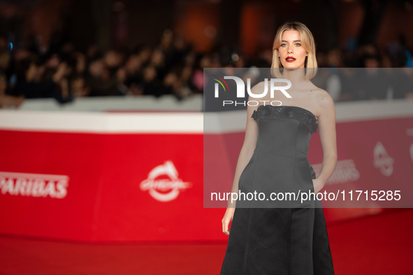 Caterina De Angelis attends the ''Vita Da Carlo Terza Stagione'' red carpet during the 19th Rome Film Festival at Auditorium Parco Della Mus...