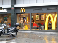 With the opening of this new McDonald's branch in the upper area of Barcelona a few months ago, the fast food chain now has 24 restaurants i...