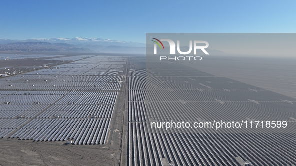 An aerial photo shows the Shichengzi Photovoltaic Industrial Park in Hami, Xinjiang province, China, on October 26, 2024. With a planned tot...