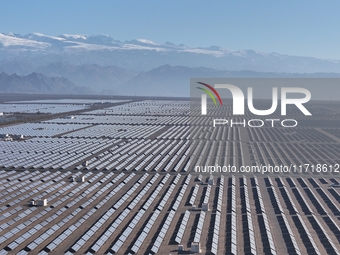 An aerial photo shows the Shichengzi Photovoltaic Industrial Park in Hami, Xinjiang province, China, on October 26, 2024. With a planned tot...