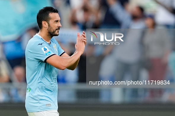 Pedro of SS Lazio greets his supporters during the Serie A Enilive match between SS Lazio and Genoa CF at Stadio Olimpico on October 27, 202...