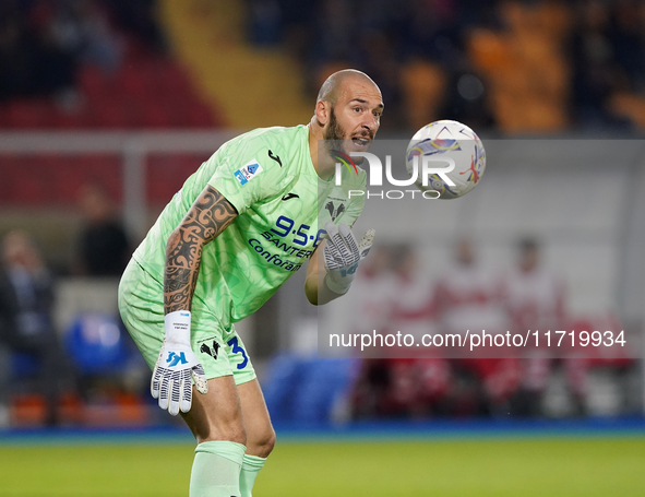 Simone Perilli of Hellas Verona is in action during the Serie A match between Lecce and Verona in Lecce, Italy, on October 29, 2024. 