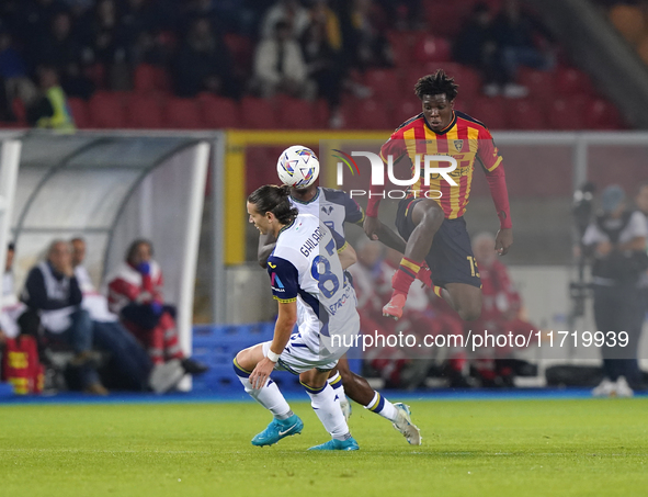 Patrick Dorgu of US Lecce is in action during the Serie A match between Lecce and Verona in Lecce, Italy, on October 29, 2024. 