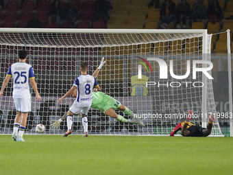 Patrick Dorgu of US Lecce scores a goal during the Serie A match between Lecce and Verona in Lecce, Italy, on October 29, 2024. (