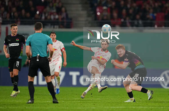 Kevin Kampl of Leipzig controls the ball during the DFB Cup  Second Round match between RB Leipzig and FC St. Pauli at Red Bull arena, Leipz...