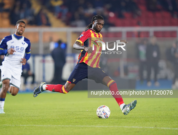 Kialonda Gaspar of US Lecce is in action during the Serie A match between Lecce and Verona in Lecce, Italy, on October 29, 2024. 