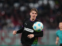 Eric Smith of FC St. Pauli looks on during the DFB Cup  Second Round match between RB Leipzig and FC St. Pauli at Red Bull arena, Leipzig, G...