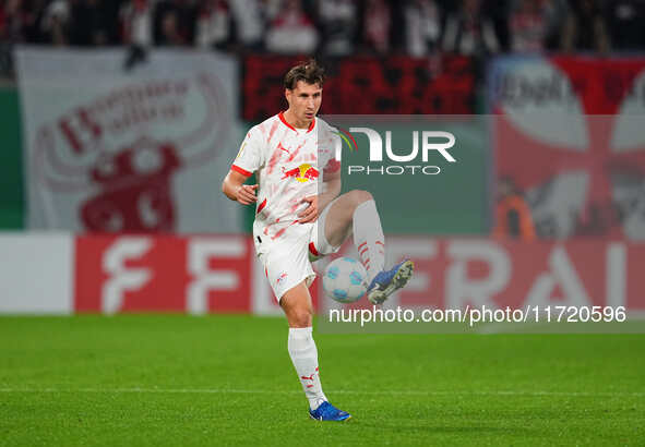 Willi Orbán of Leipzig controls the ball during the DFB Cup  Second Round match between RB Leipzig and FC St. Pauli at Red Bull arena, Leipz...