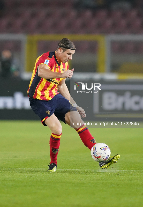 Federico Baschirotto of US Lecce is in action during the Serie A match between Lecce and Verona in Lecce, Italy, on October 29, 2024. 