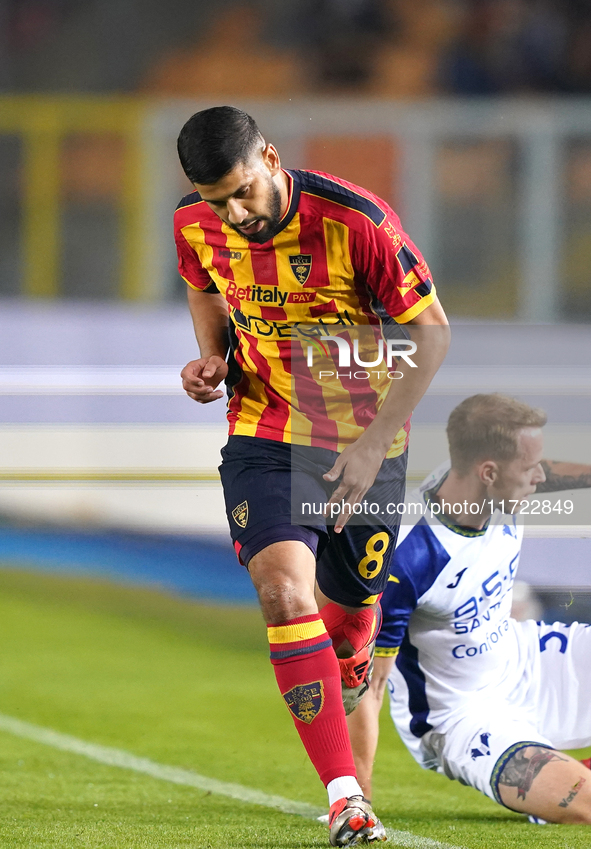 Hamza Rafia of US Lecce is in action during the Serie A match between Lecce and Verona in Lecce, Italy, on October 29, 2024. 