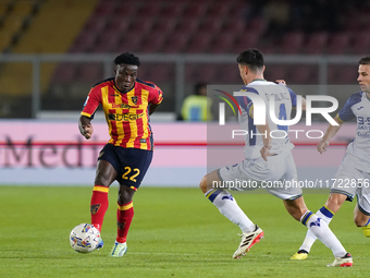 Lameck Banda of US Lecce plays during the Serie A match between Lecce and Verona in Lecce, Italy, on October 29, 2024. (