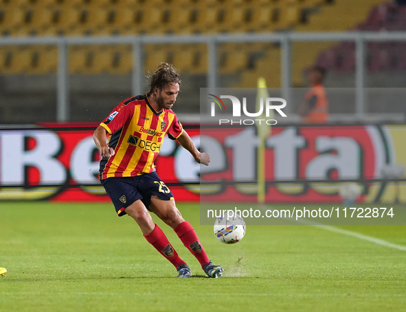 Antonino Gallo of US Lecce is in action during the Serie A match between Lecce and Verona in Lecce, Italy, on October 29, 2024. 