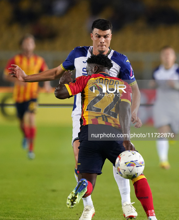 Lameck Banda of US Lecce plays during the Serie A match between Lecce and Verona in Lecce, Italy, on October 29, 2024. 