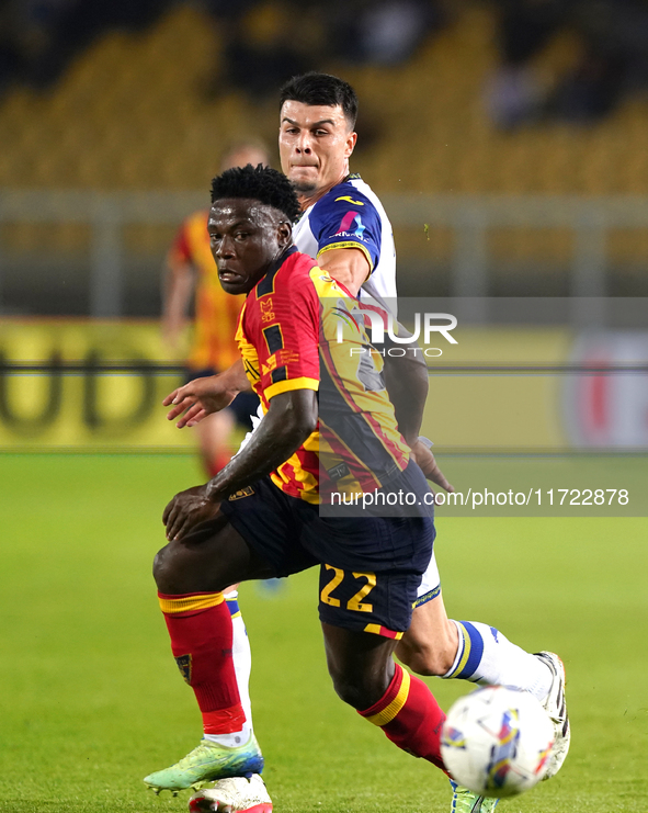 Lameck Banda of US Lecce plays during the Serie A match between Lecce and Verona in Lecce, Italy, on October 29, 2024. 