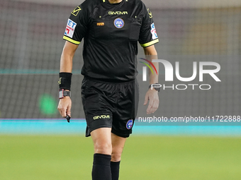 Referee Maurizio Mariani officiates the Serie A match between Lecce and Verona in Lecce, Italy, on October 29, 2024. (