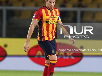 Federico Baschirotto of US Lecce is in action during the Serie A match between Lecce and Verona in Lecce, Italy, on October 29, 2024. (