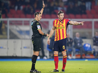 Referee Maurizio Mariani officiates the Serie A match between Lecce and Verona in Lecce, Italy, on October 29, 2024. (