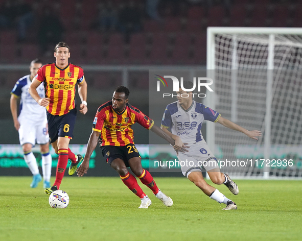 Lassana Coulibaly of US Lecce is in action during the Serie A match between Lecce and Verona in Lecce, Italy, on October 29, 2024. 