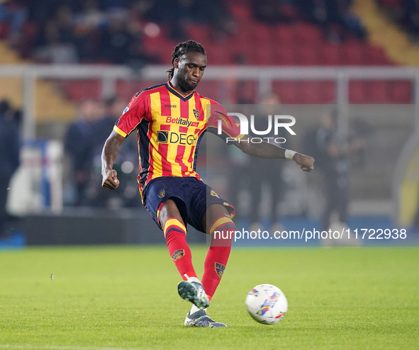 Kialonda Gaspar of US Lecce is in action during the Serie A match between Lecce and Verona in Lecce, Italy, on October 29, 2024. 