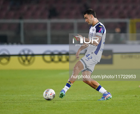 Diego Coppola of Hellas Verona is in action during the Serie A match between Lecce and Verona in Lecce, Italy, on October 29, 2024. 