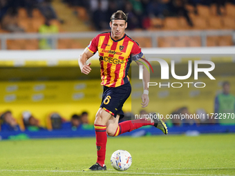 Federico Baschirotto of US Lecce is in action during the Serie A match between Lecce and Verona in Lecce, Italy, on October 29, 2024. (