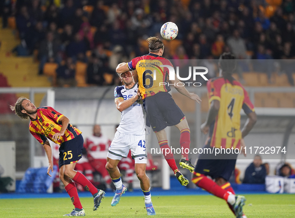 Federico Baschirotto of US Lecce is in action during the Serie A match between Lecce and Verona in Lecce, Italy, on October 29, 2024. 