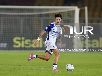 Domagoj Bradaric of Hellas Verona plays during the Serie A match between Lecce and Verona in Lecce, Italy, on October 29, 2024. (