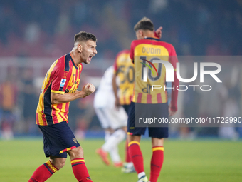 Ylber Ramadani of US Lecce gestures during the Serie A match between Lecce and Verona in Lecce, Italy, on October 29, 2024. (