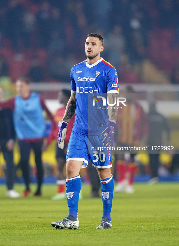 Wladimiro Falcone of US Lecce is in action during the Serie A match between Lecce and Verona in Lecce, Italy, on October 29, 2024. 