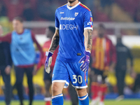 Wladimiro Falcone of US Lecce is in action during the Serie A match between Lecce and Verona in Lecce, Italy, on October 29, 2024. (