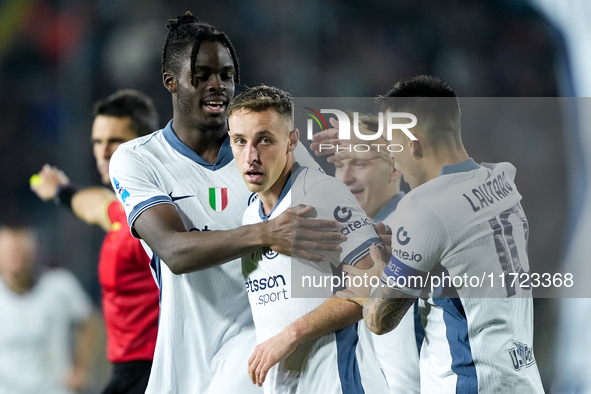 Davide Frattesi of FC Internazionale celebrates after scoring first goal during the Serie A Enilive match between Empoli FC and FC Internazi...