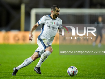 Henrikh Mkhitaryan of FC Internazionale in action during the Serie A Enilive match between Empoli FC and FC Internazionale at Stadio Carlo C...