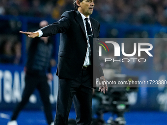 Simone Inzaghi head coach of FC Internazionale gestures during the Serie A Enilive match between Empoli FC and FC Internazionale at Stadio C...