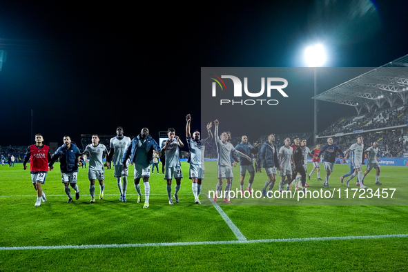 Players of FC Internazionale celebrate the victory at the end of the Serie A Enilive match between Empoli FC and FC Internazionale at Stadio...