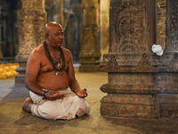 A Hindu devotee offers a prayer for Diwali at the Sri Ponnambala Vaneswarar Hindu temple in Colombo, Sri Lanka, on October 31, 2024. Diwali,...