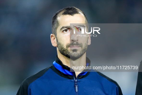 Henrikh Mkhitaryan of FC Internazionale looks on during the Serie A Enilive match between Empoli FC and FC Internazionale at Stadio Carlo Ca...