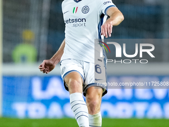 Stefan de Vrij of FC Internazionale during the Serie A Enilive match between Empoli FC and FC Internazionale at Stadio Carlo Castellani on O...