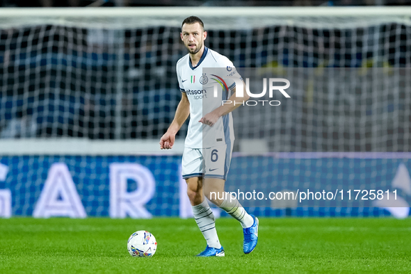 Stefan de Vrij of FC Internazionale during the Serie A Enilive match between Empoli FC and FC Internazionale at Stadio Carlo Castellani on O...